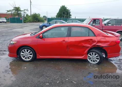 2010 Toyota Corolla S из США, поврежденный, VIN 1NXBU4EE1AZ357122